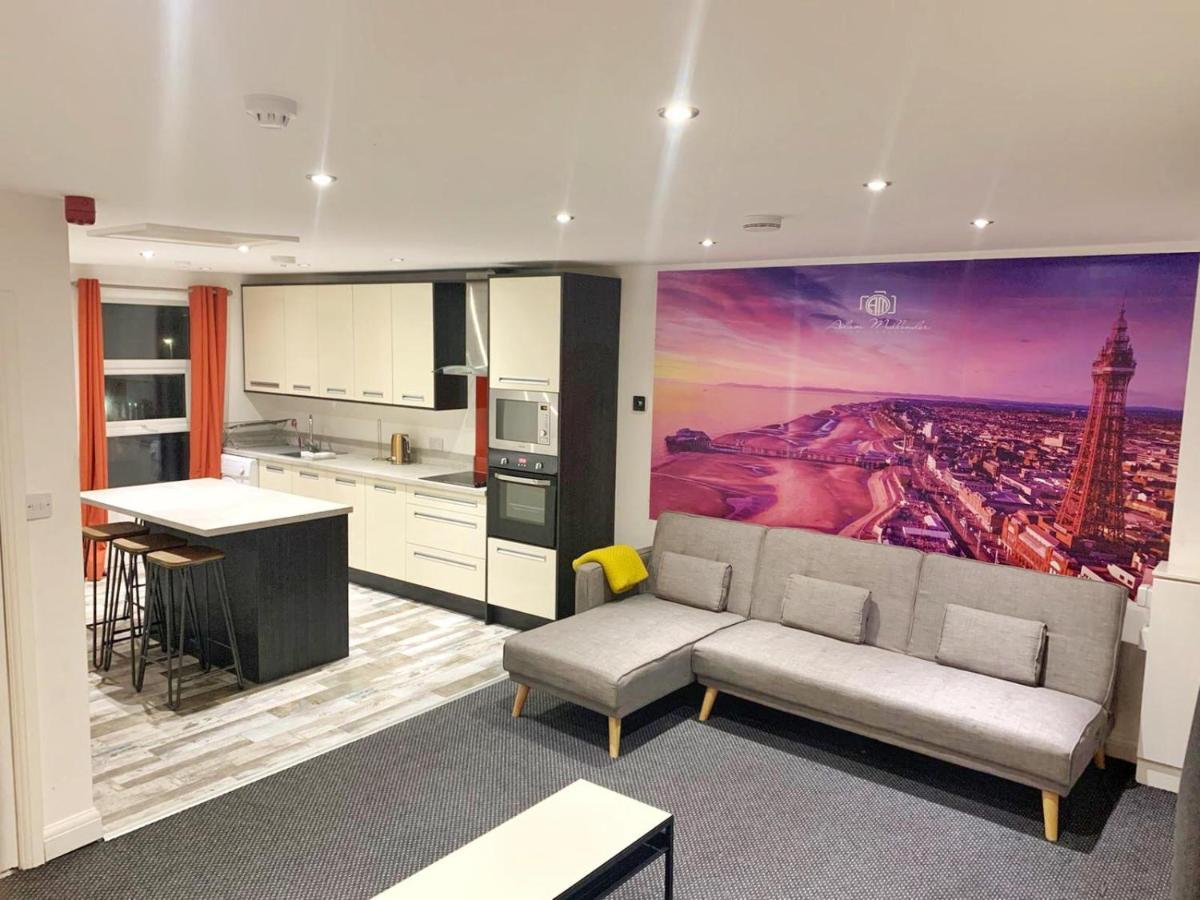 Blackpool Luxury Apartments Bagian luar foto