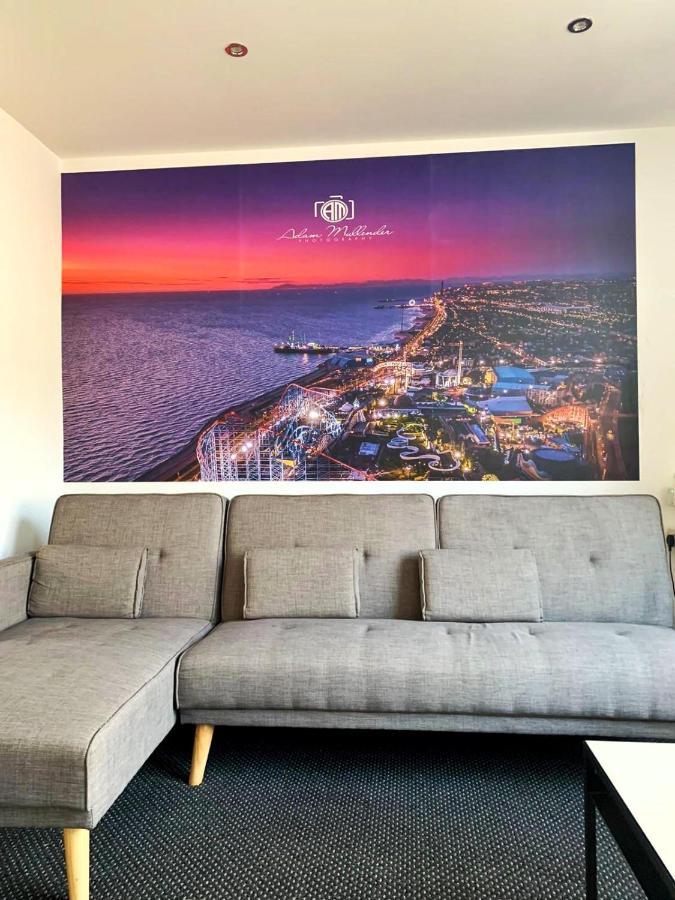 Blackpool Luxury Apartments Bagian luar foto