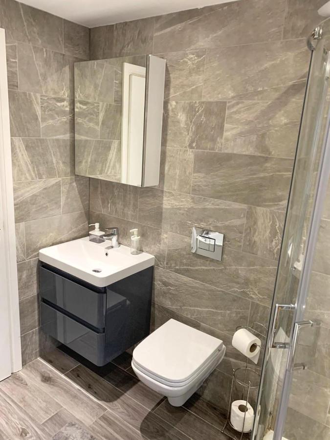 Blackpool Luxury Apartments Bagian luar foto