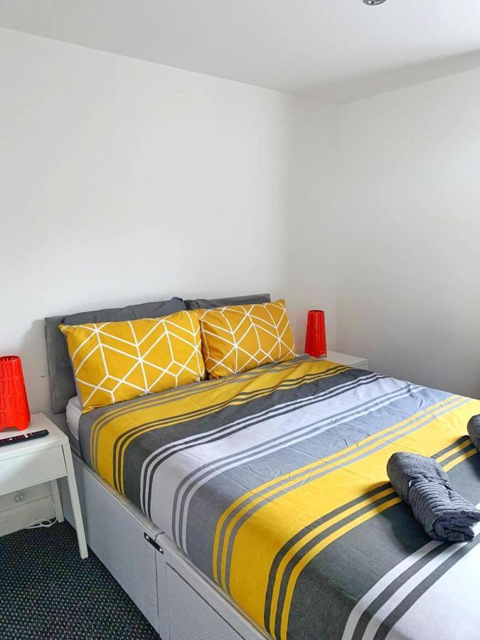 Blackpool Luxury Apartments Bagian luar foto