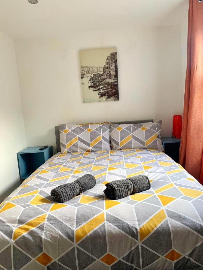 Blackpool Luxury Apartments Bagian luar foto